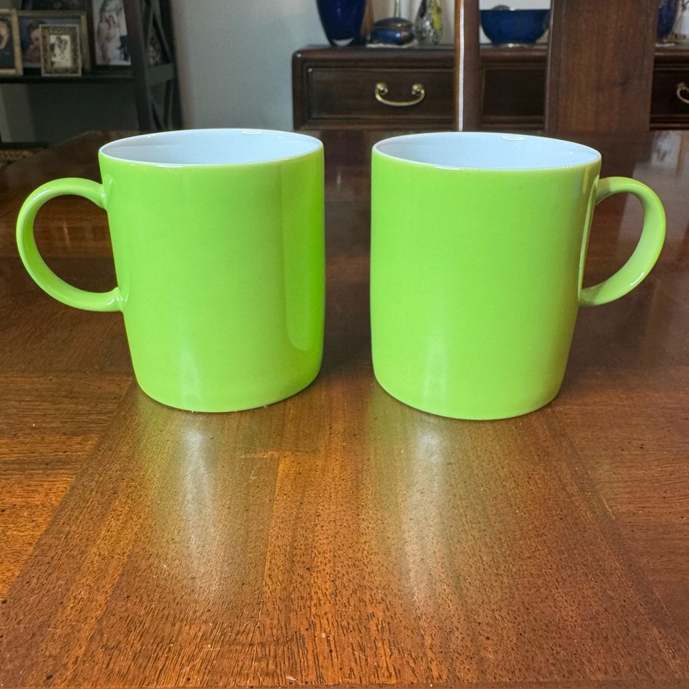 Thomas Rosenthal Group Germany Green Coffee Tea  Mug Set